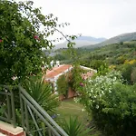 Mounda Aparthotel