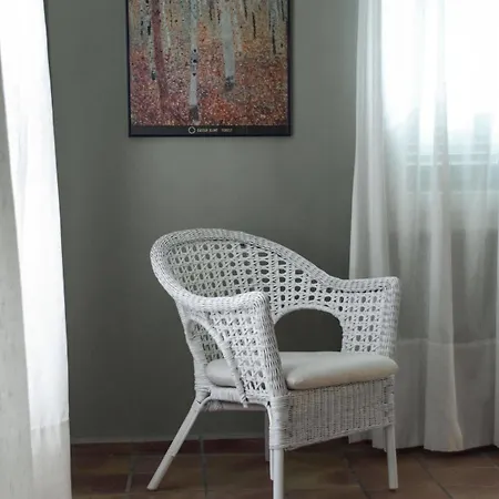 Lägenhetshotell Mounda 3*